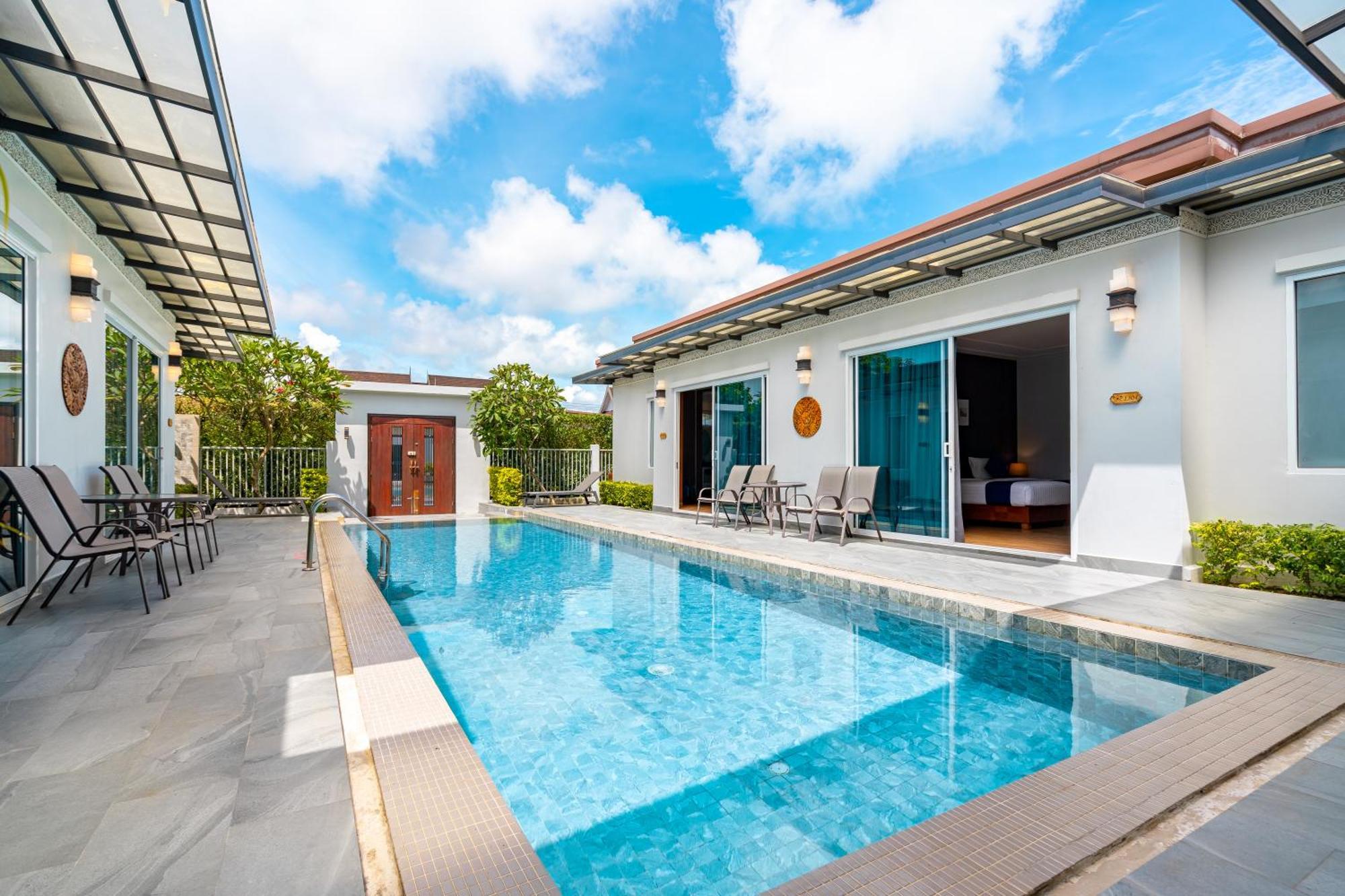 Phuket La Siesta Pool Villas & Pool Access Rooms Nai Harn المظهر الخارجي الصورة